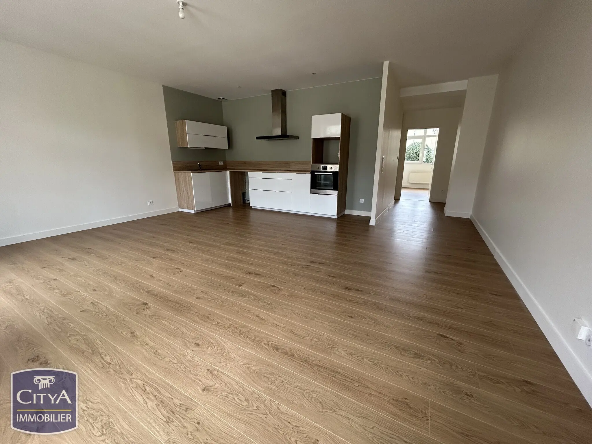 Photo 1 Appartement 4 pièces 90.82m²