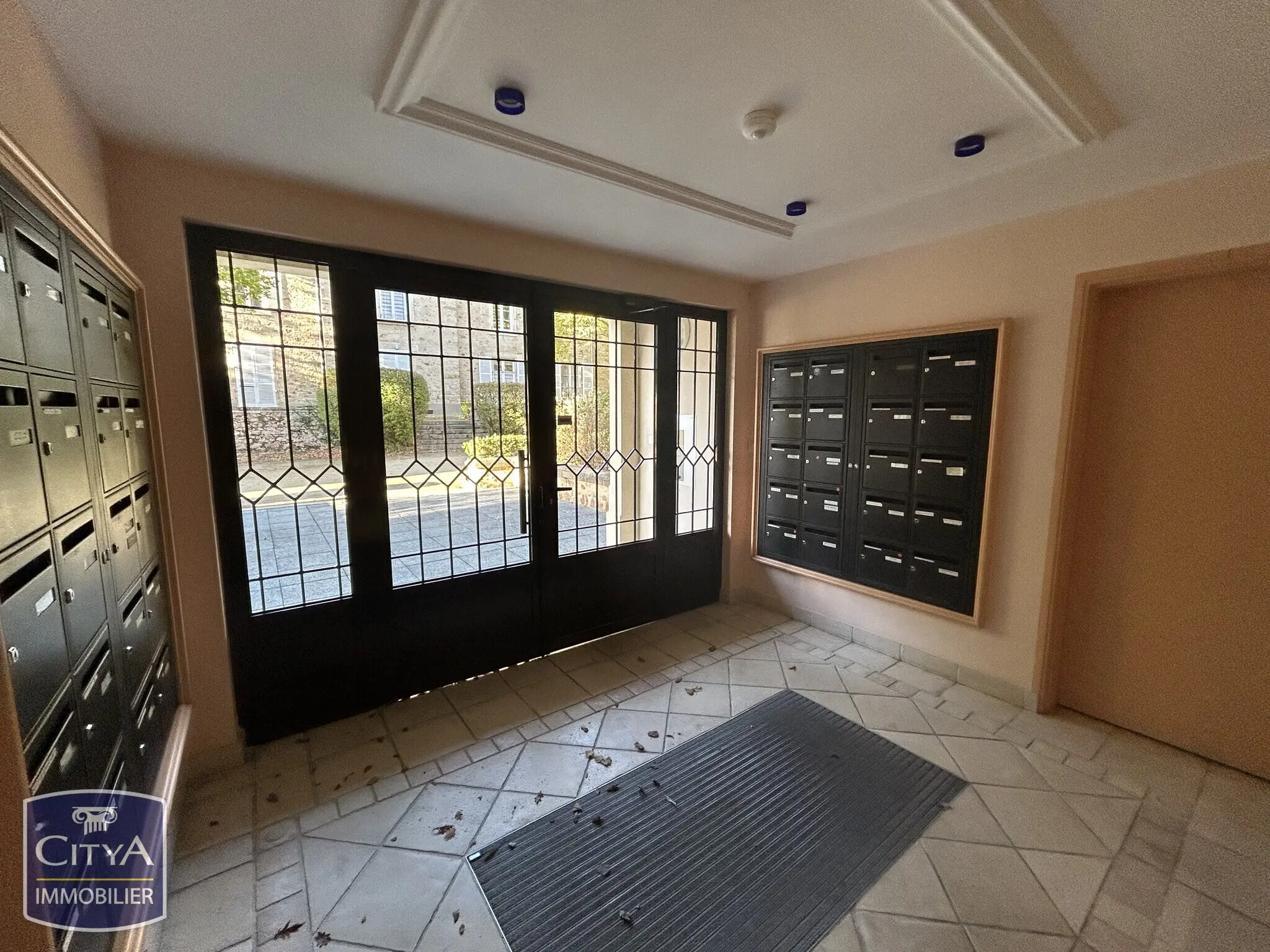 Photo 2 Appartement 1 pièce 20m²