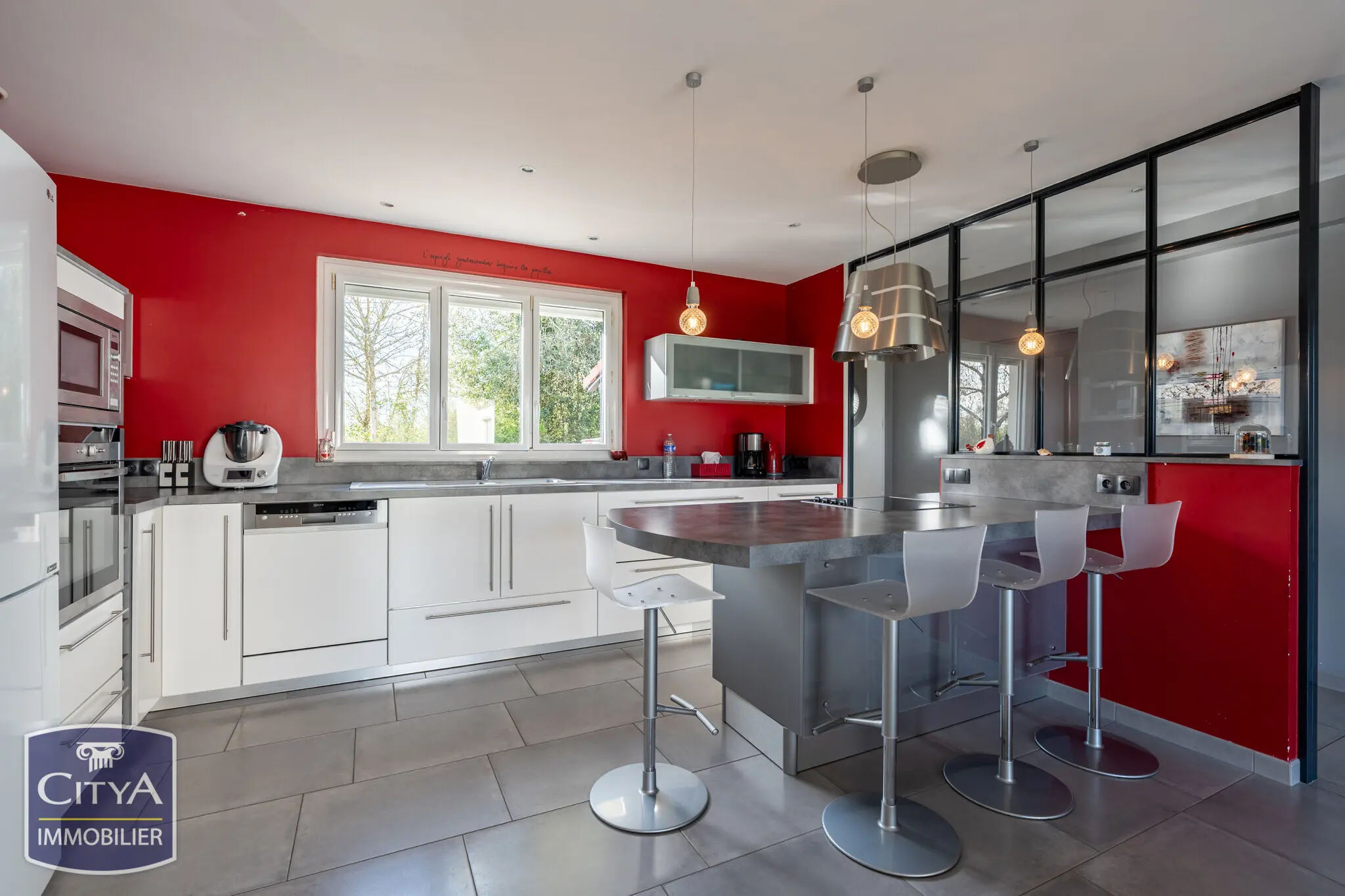 Photo 3 Maison 6 pièces 170m²