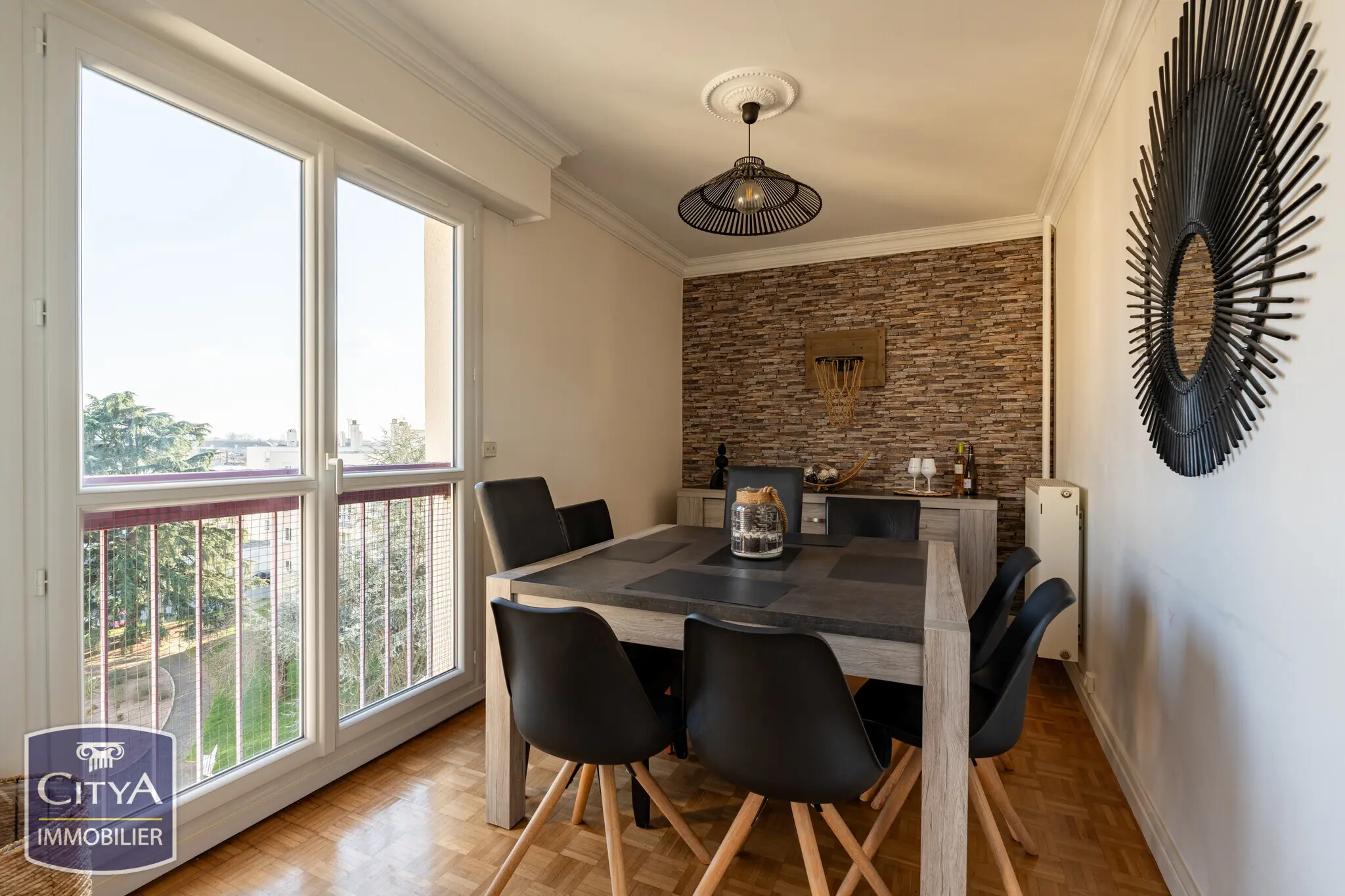 Photo 2 Appartement 4 pièces 81m²