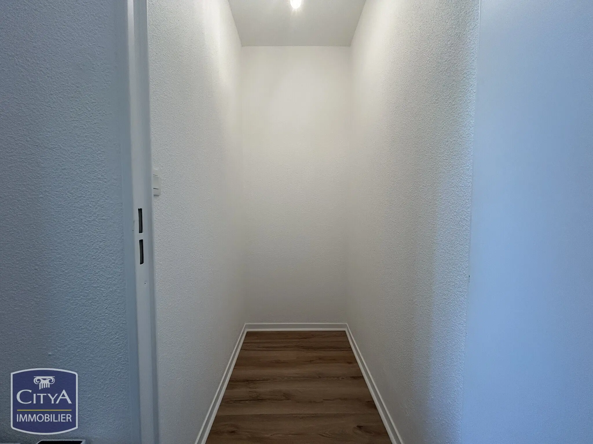 Photo 8 Appartement 1 pièce 31.57m²