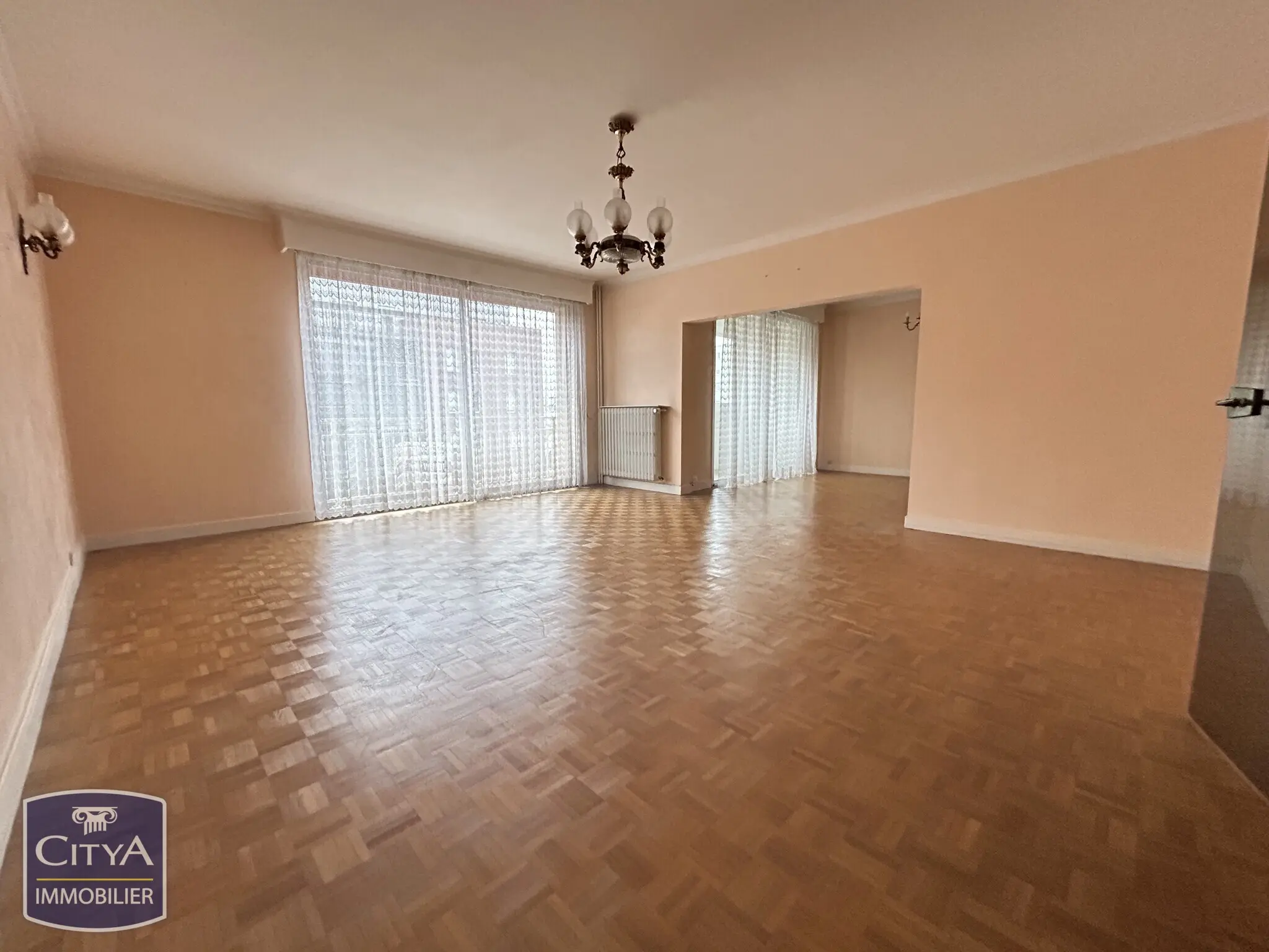 Photo 1 Appartement 4 pièces 125m²