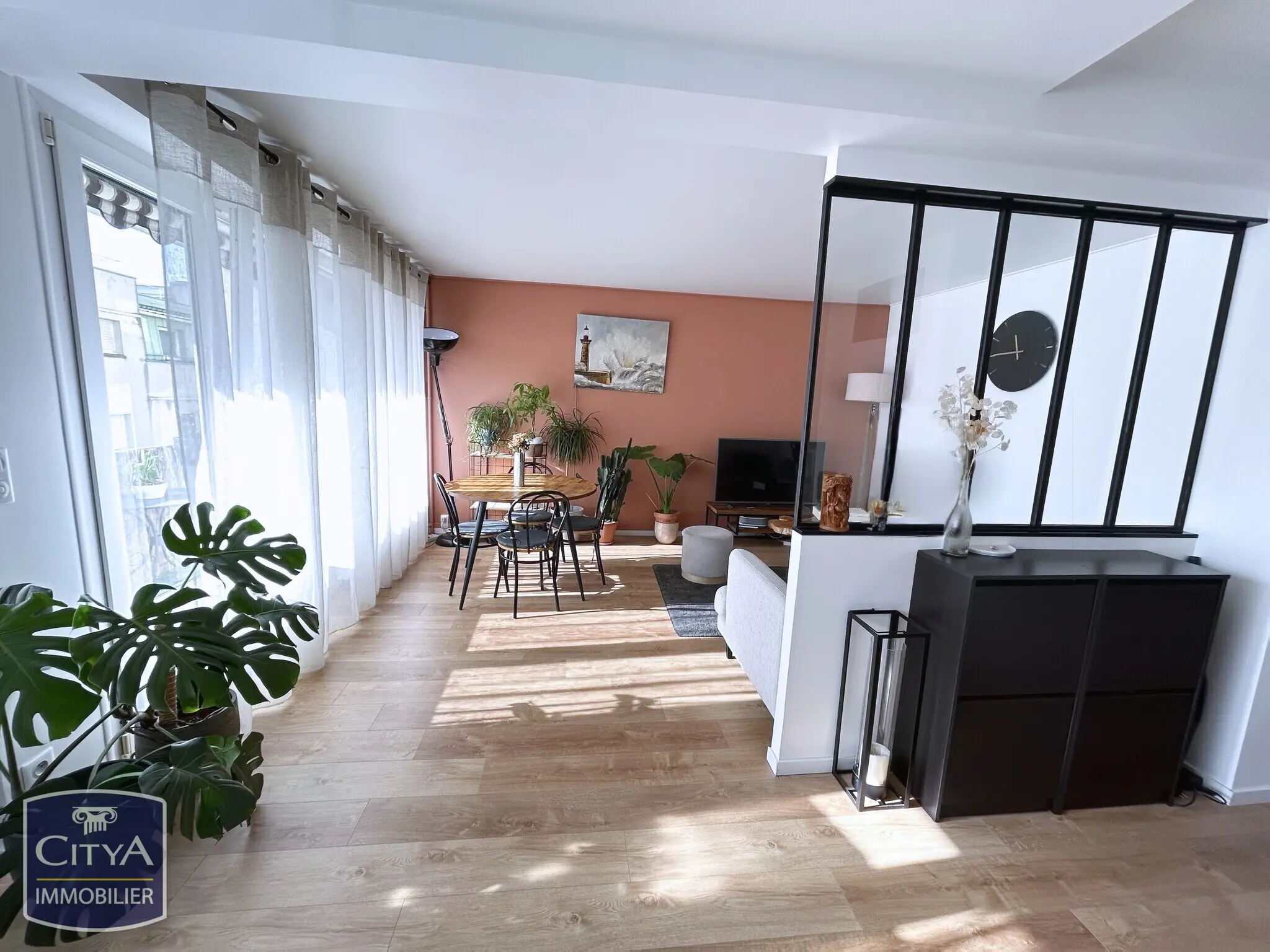 Photo 1 Appartement 4 pièces 71.96m²