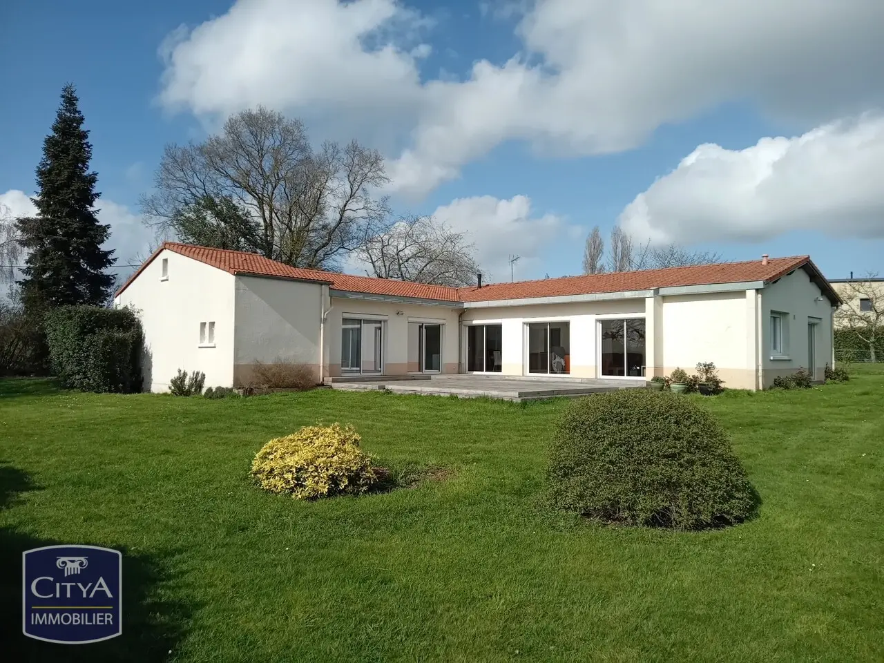 Photo 2 Maison 5 pièces 170m²