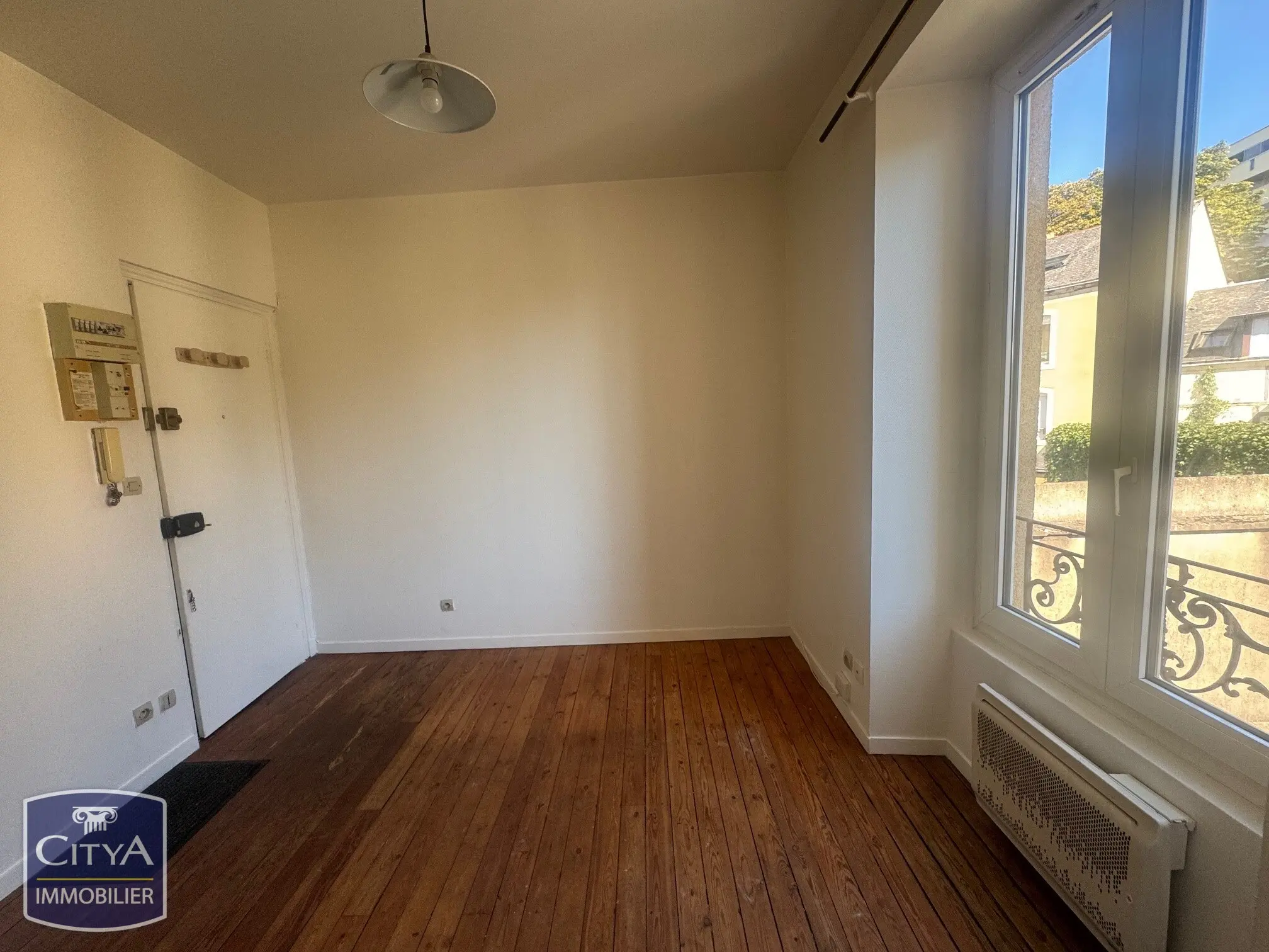 Photo 1 Appartement 1 pièce 11.9m²