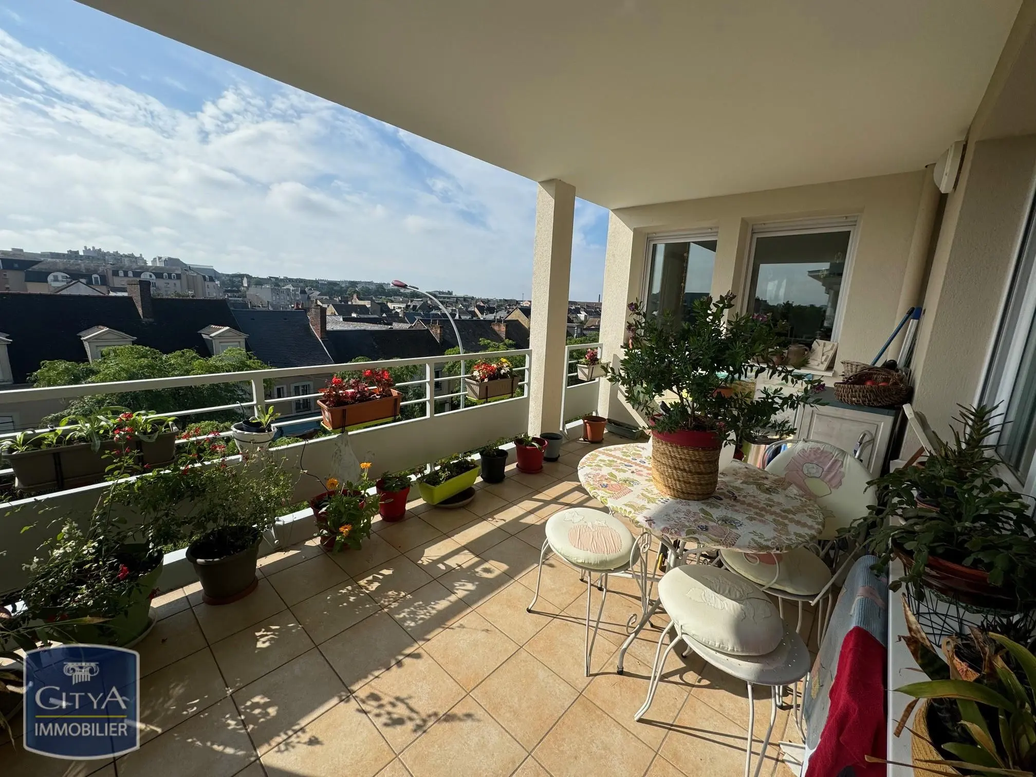 Photo 1 Appartement 5 pièces 88.16m²