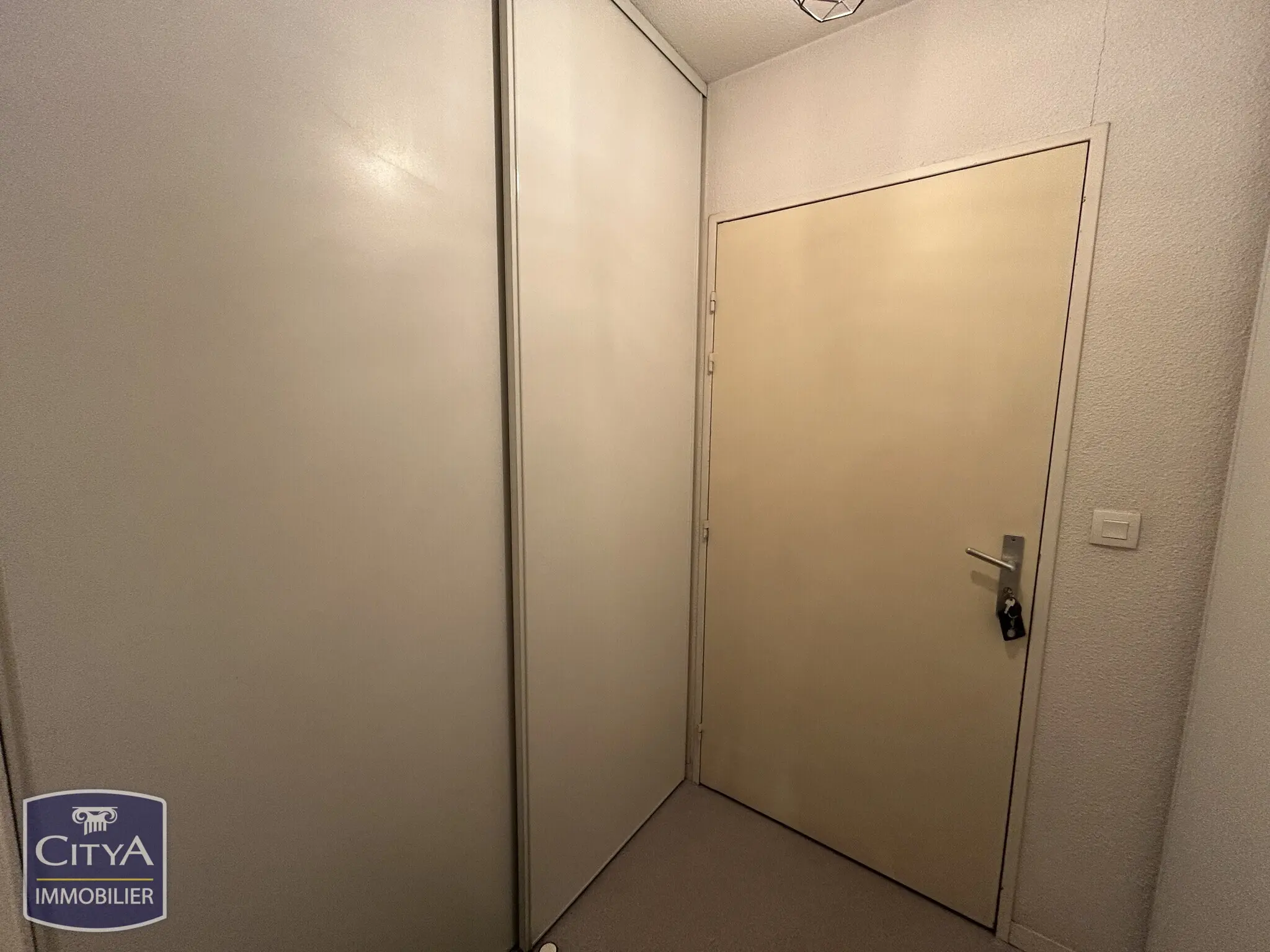 Photo 4 Appartement 1 pièce 23.57m²