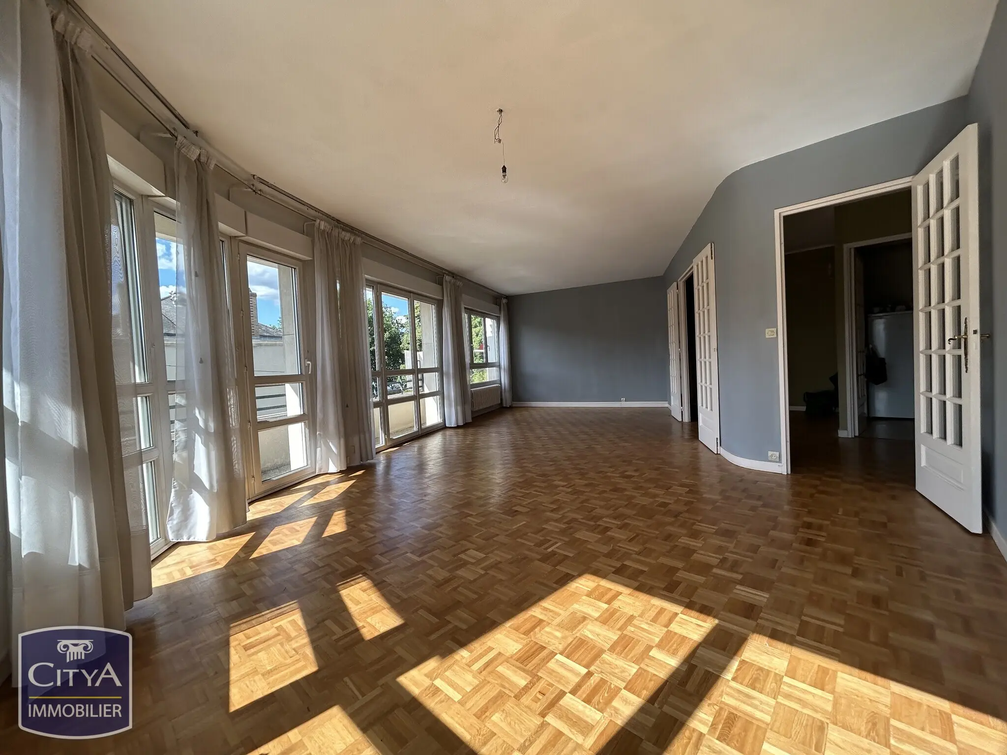 Photo 2 Appartement 5 pièces 105.17m²