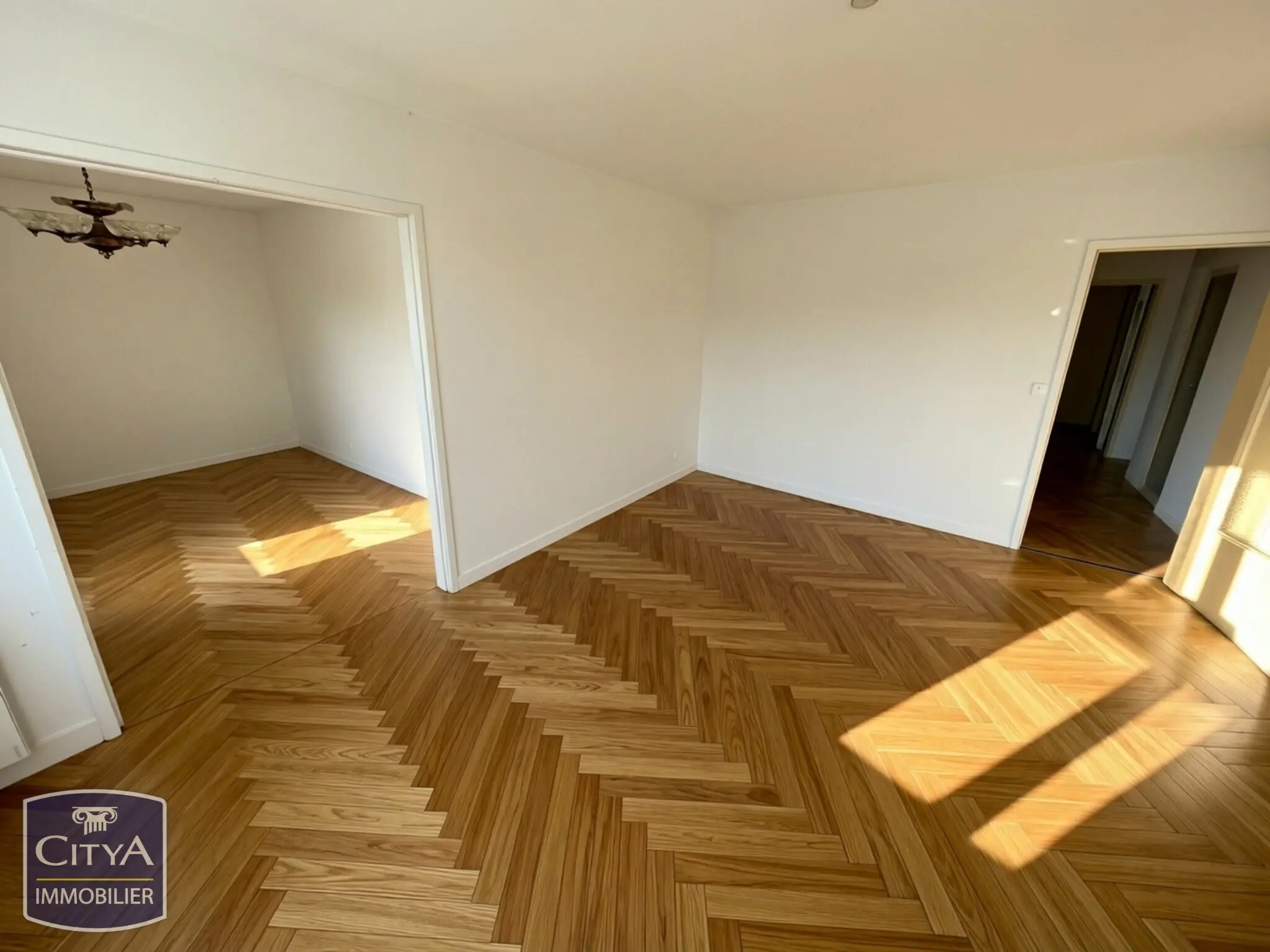 Photo 2 Appartement 4 pièces 87m²