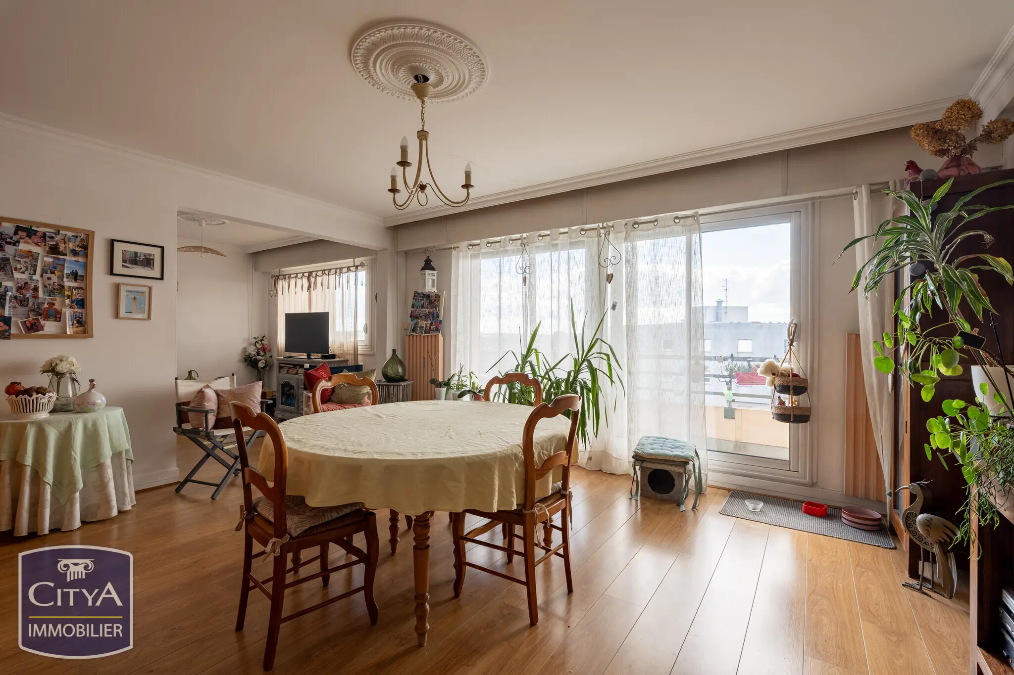 Photo 1 Appartement 4 pièces 93.78m²
