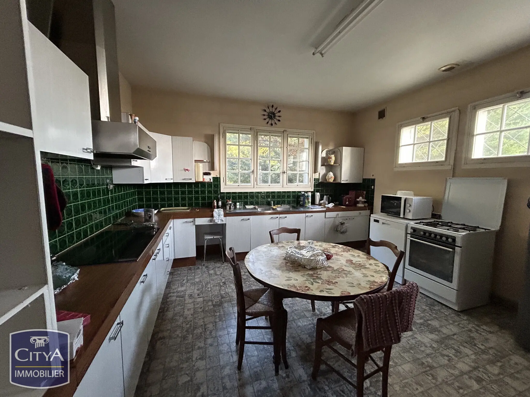 Photo 6 Maison 8 pièces 195m²