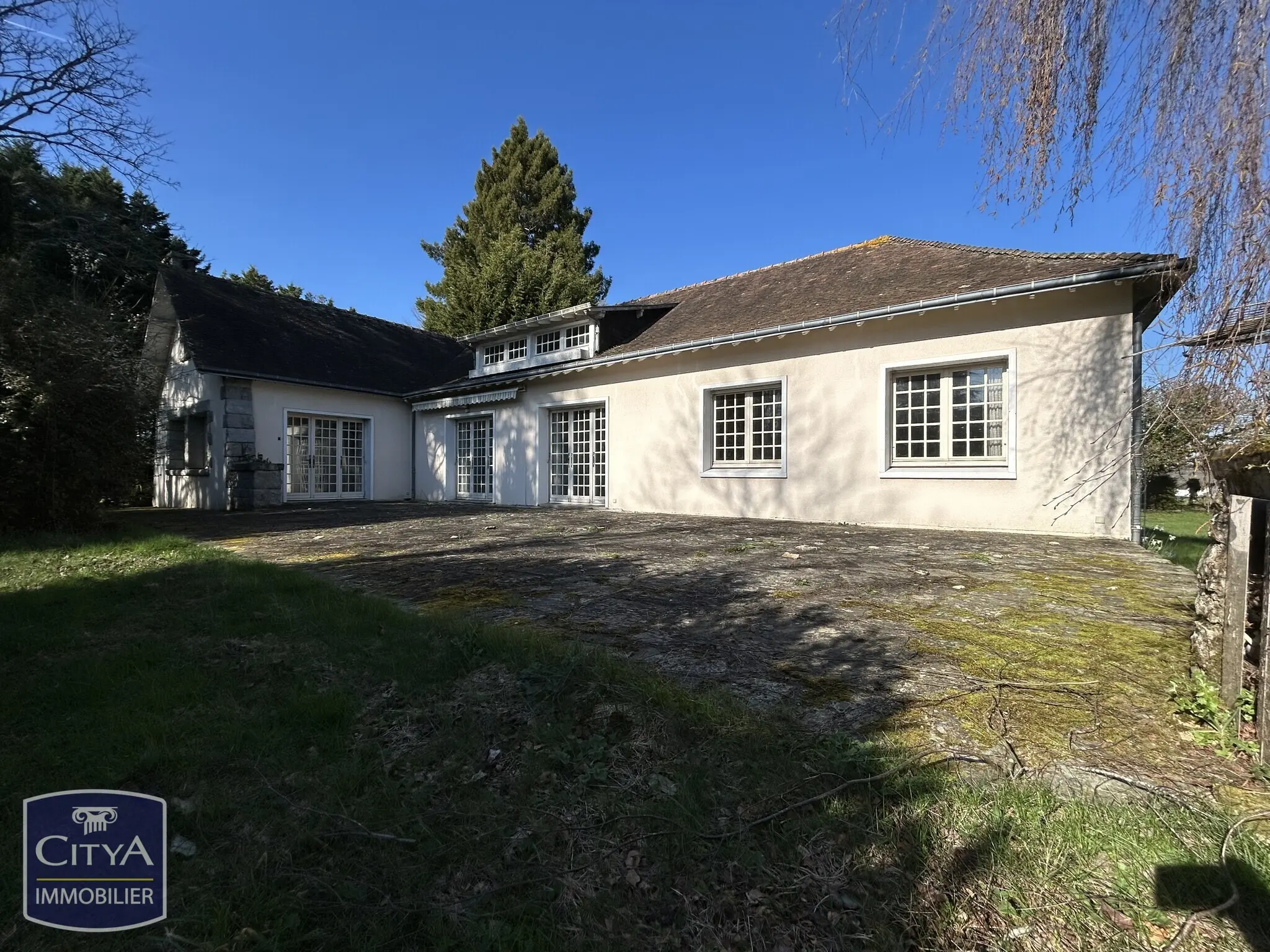 Photo 3 Maison 8 pièces 195m²