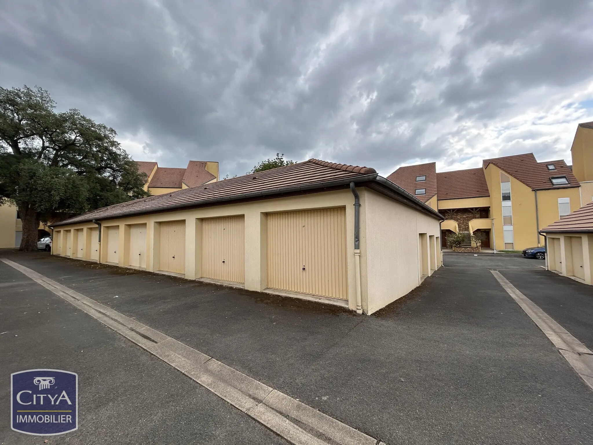 Photo 2 Parking 13m²