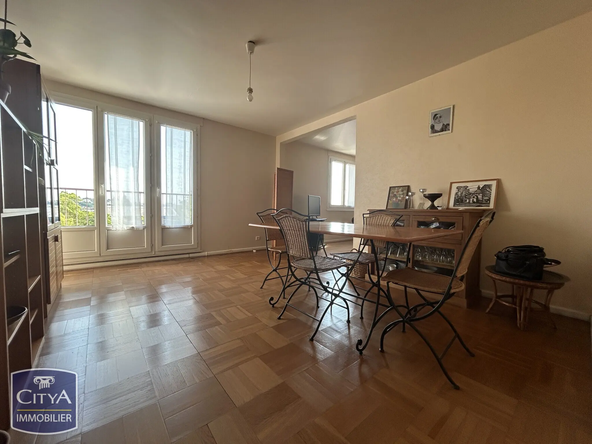 Photo 2 Appartement 5 pièces 92.24m²