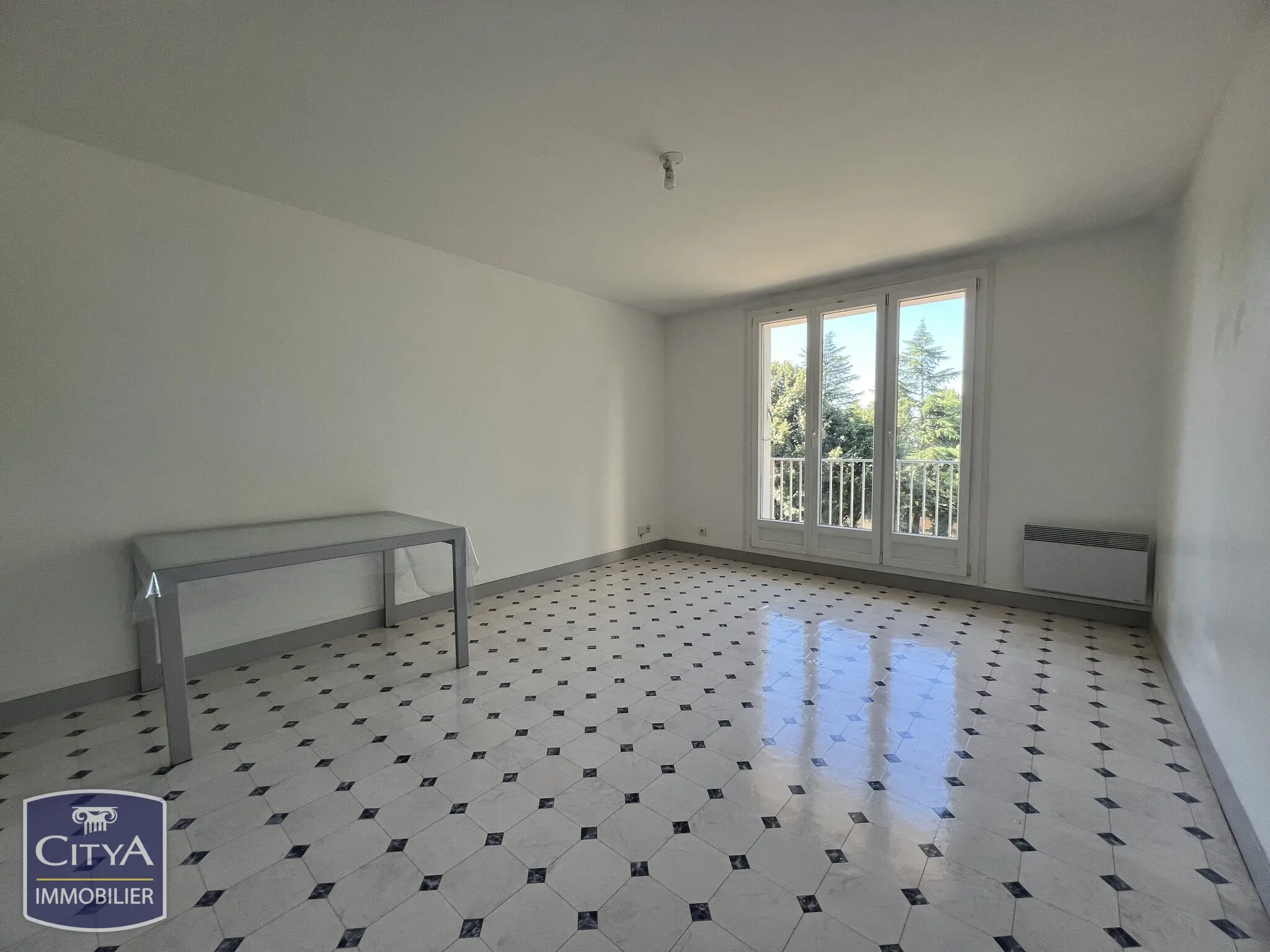 Photo 2 Appartement 1 pièce 27.65m²