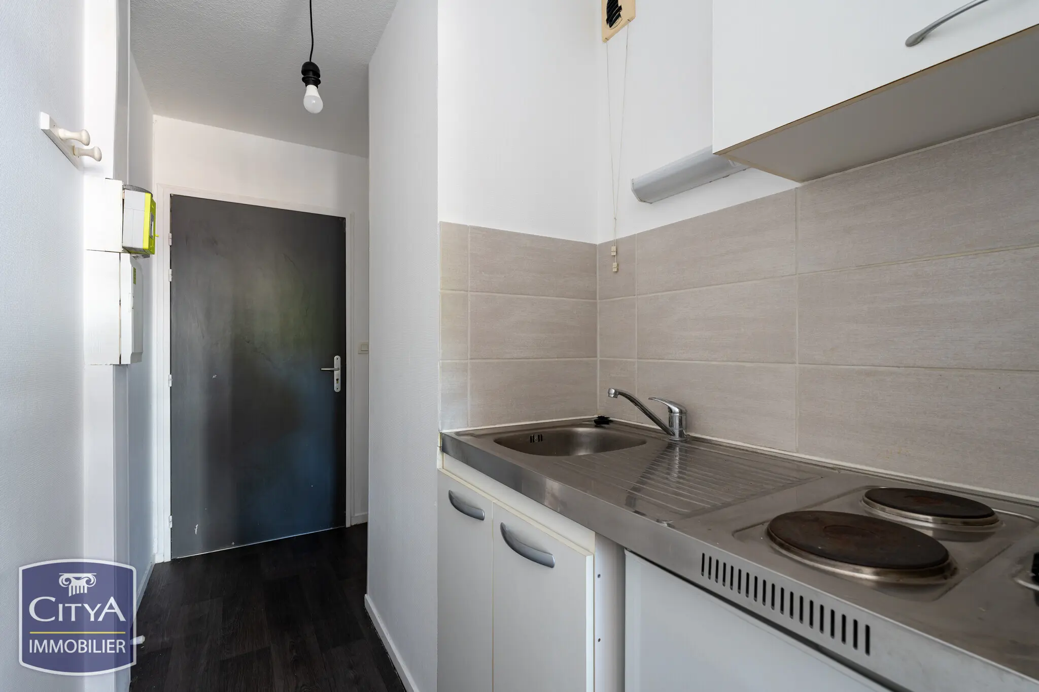 Photo 1 Appartement 1 pièce 18.07m²