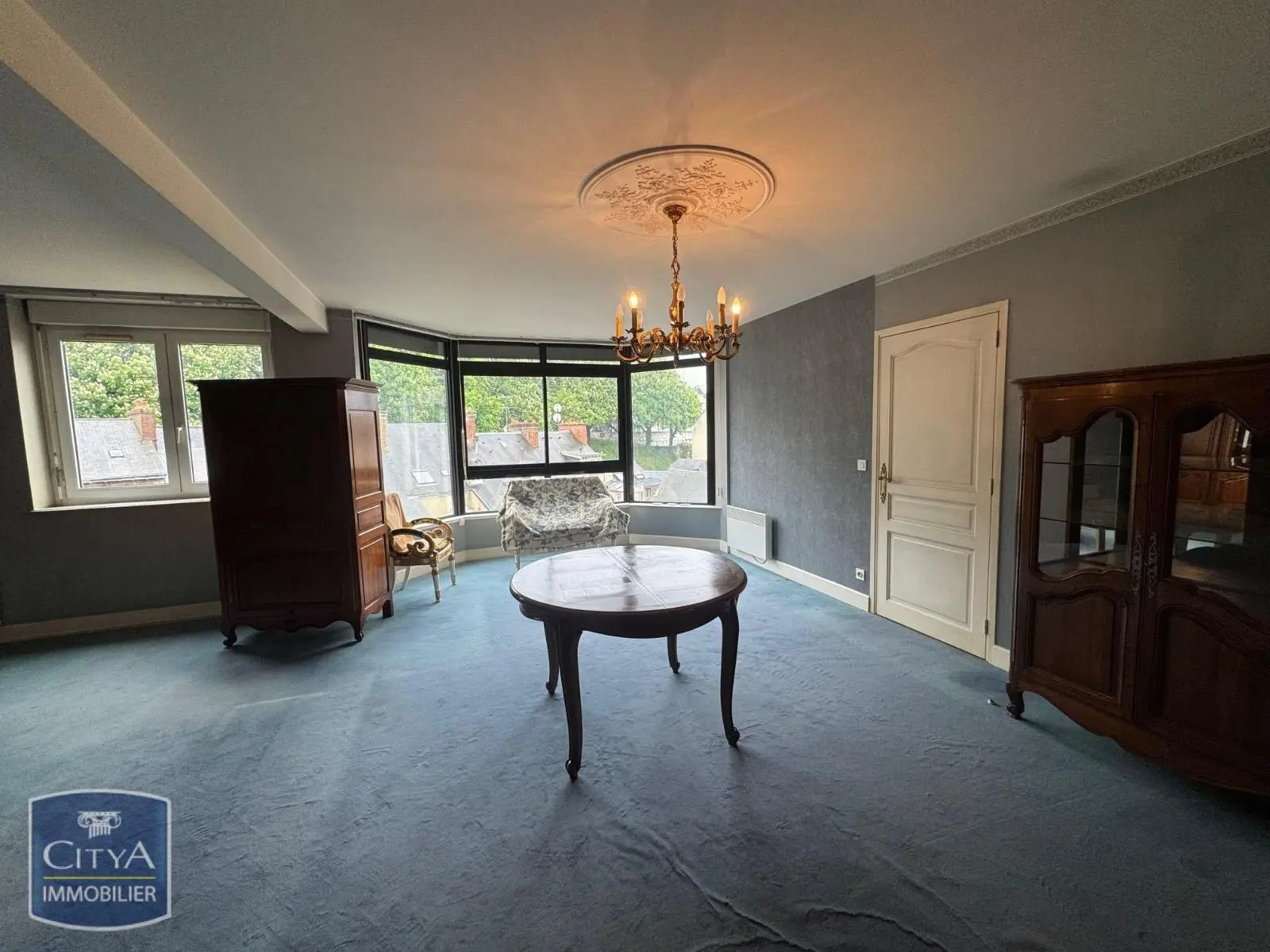 Photo 2 Appartement 5 pièces 136.77m²