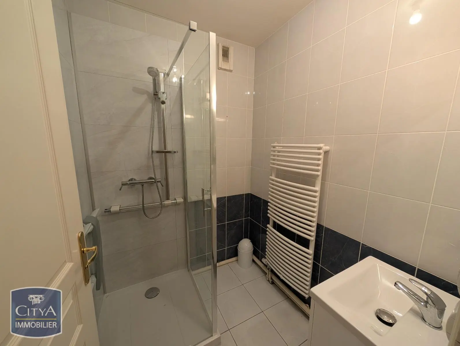 Photo 10 Appartement 4 pièces 101.96m²