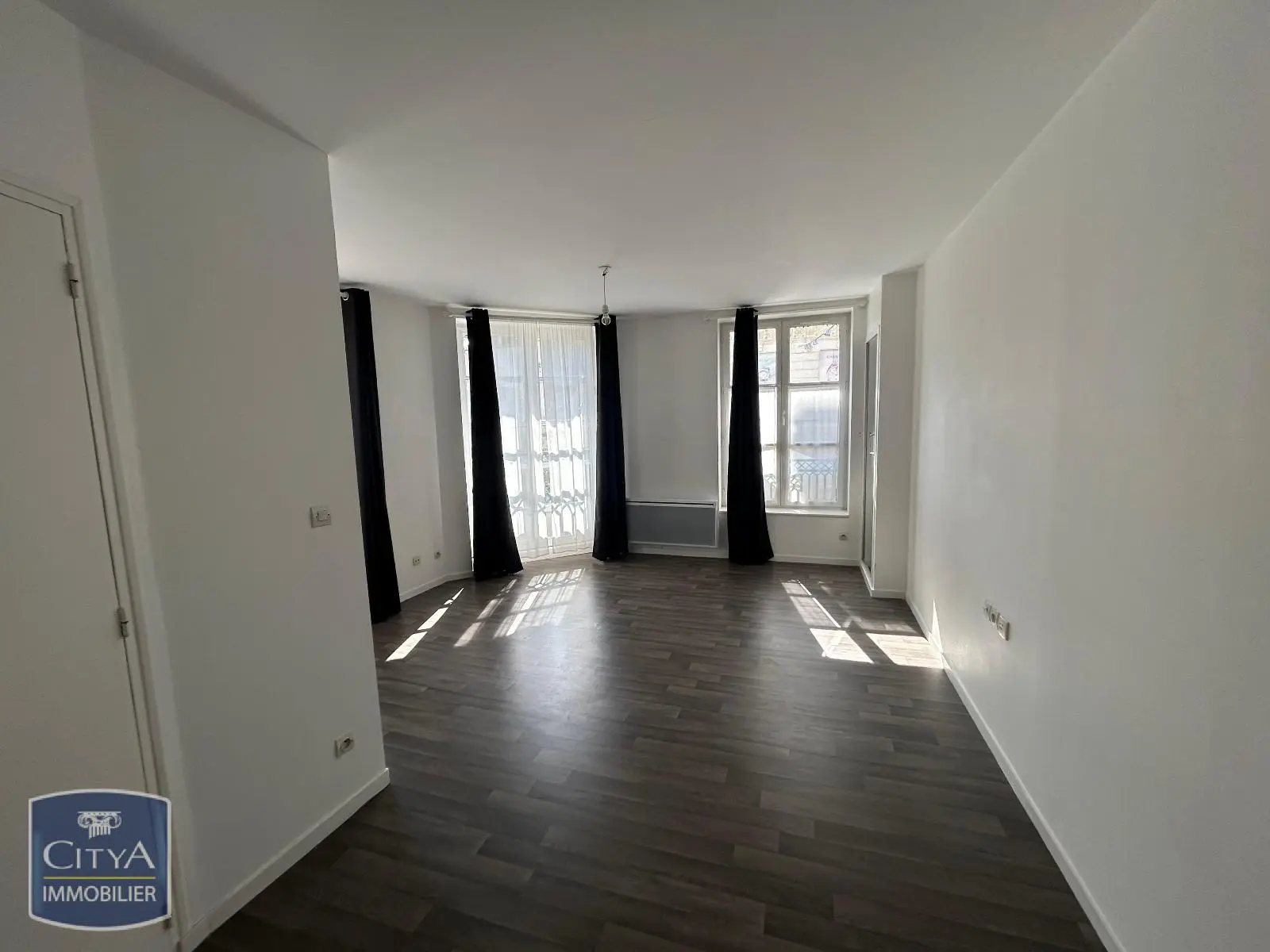 Photo 2 Appartement 1 pièce 26.94m²