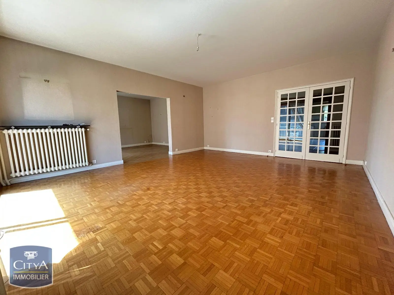 Photo 1 Appartement 4 pièces 116.65m²