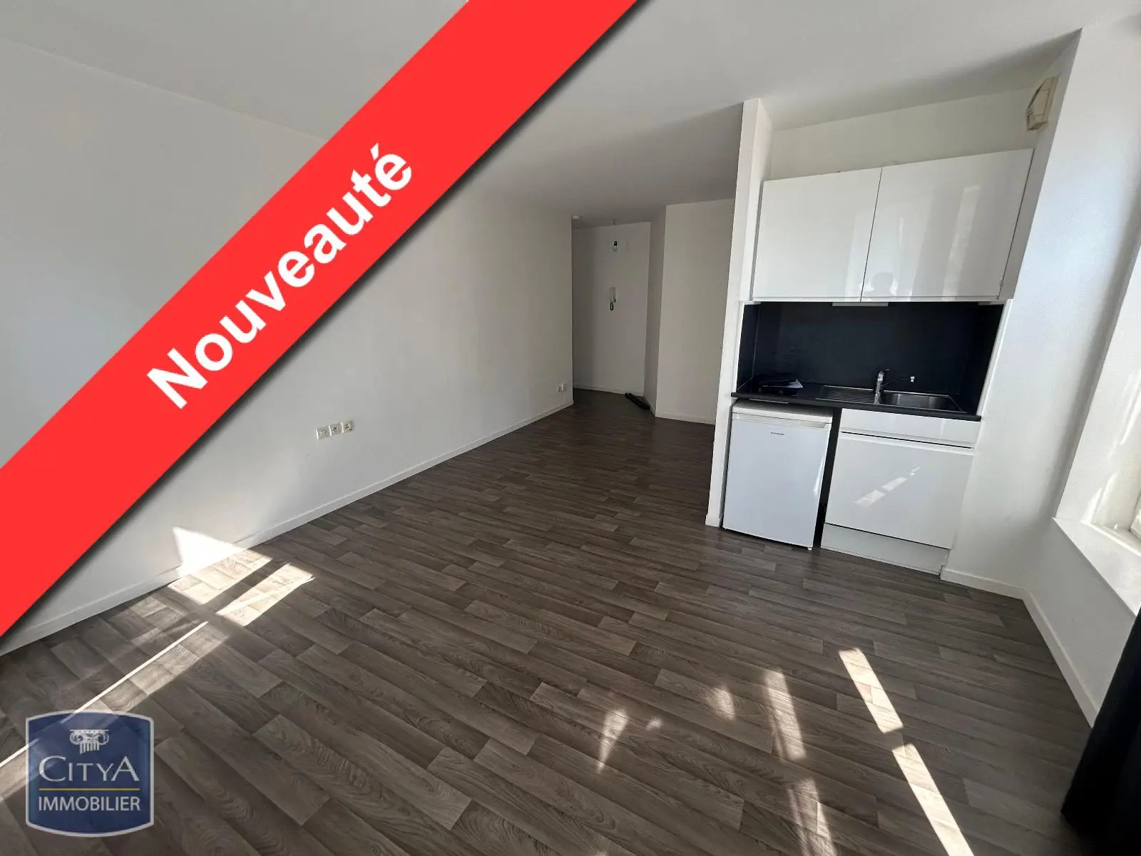 Photo 1 Appartement 1 pièce 26.94m²