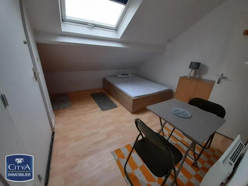 Photo 1 Appartement 1 pièce 10.68m²