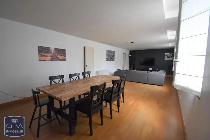 Photo 2 Appartement 1 pièce 7.43m²