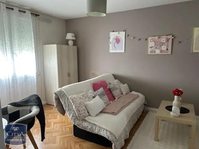 Photo 1 Appartement 1 pièce 27.66m²