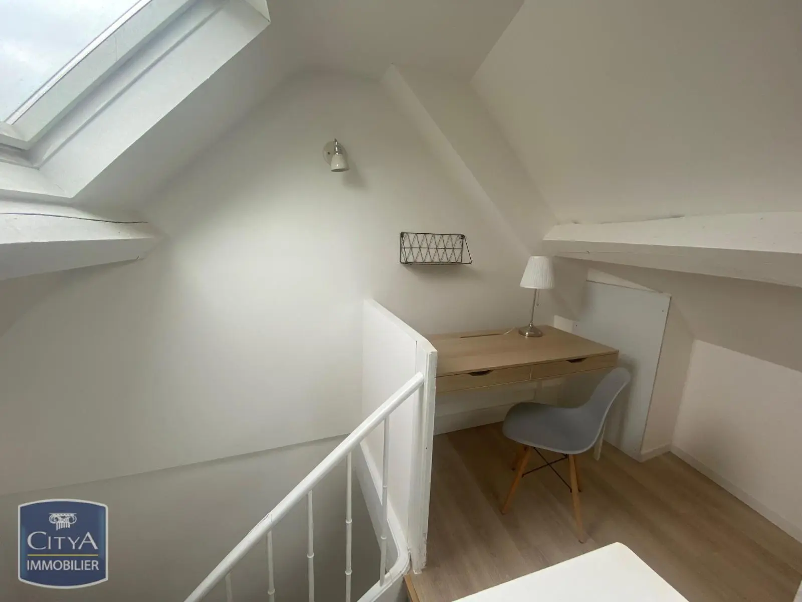 DUPLEX T1 BIS MEUBLE TOUTES CHARGES COMPRISES