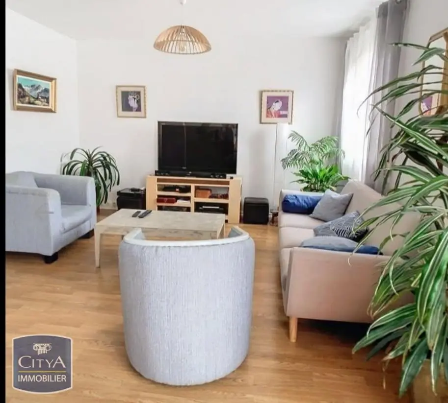 Photo 3 Appartement 5 pièces 95.98m²