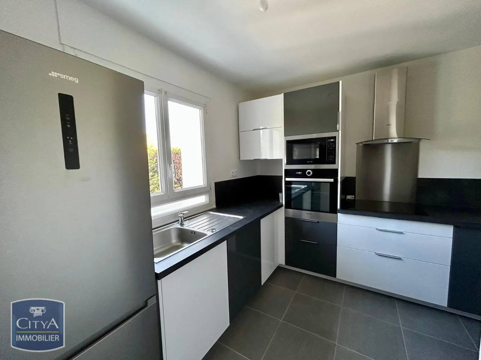 Photo 1 Appartement 4 pièces 77.47m²