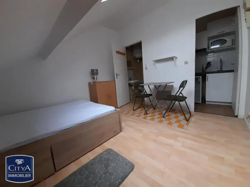 Photo 1 Appartement 1 pièce 10.68m²