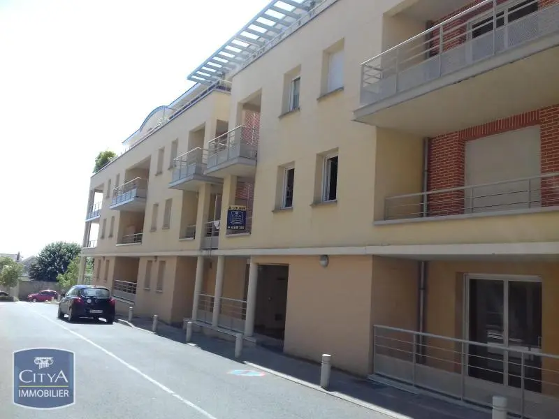 A LOUER LE MANS T2 LOCATION BOLLEE PARKING
