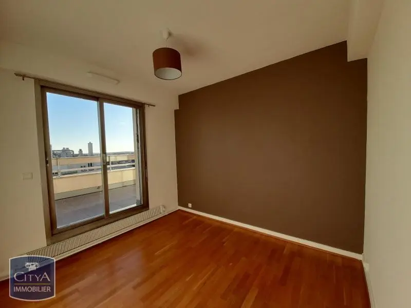 Photo 9 Appartement 5 pièces 178.5m²