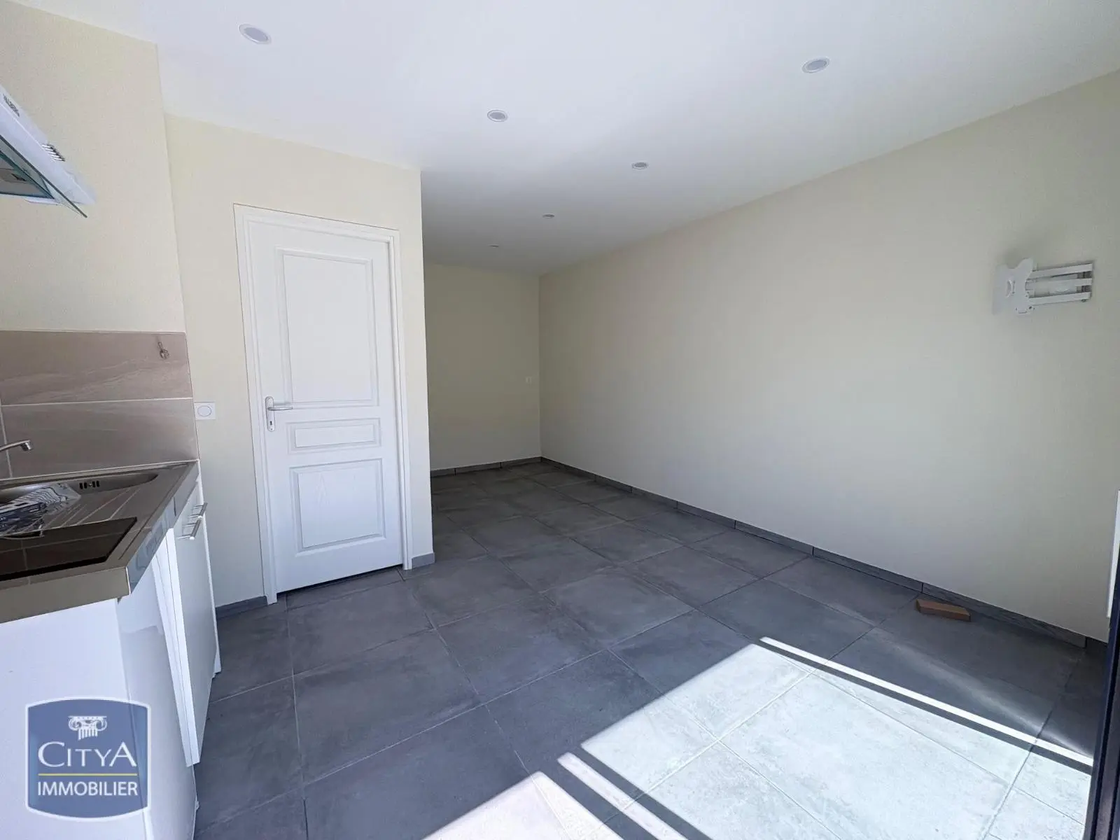 Photo 3 Appartement 1 pièce 19.2m²