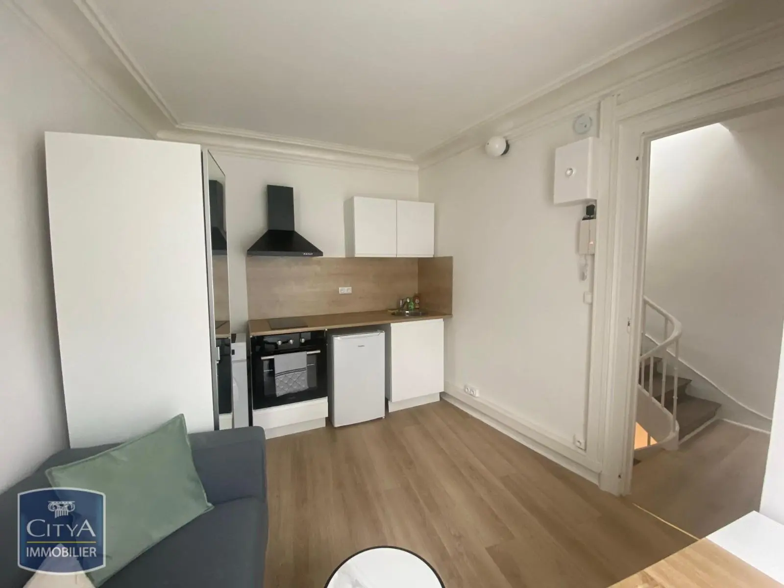 DUPLEX T1 BIS MEUBLE TOUTES CHARGES COMPRISES