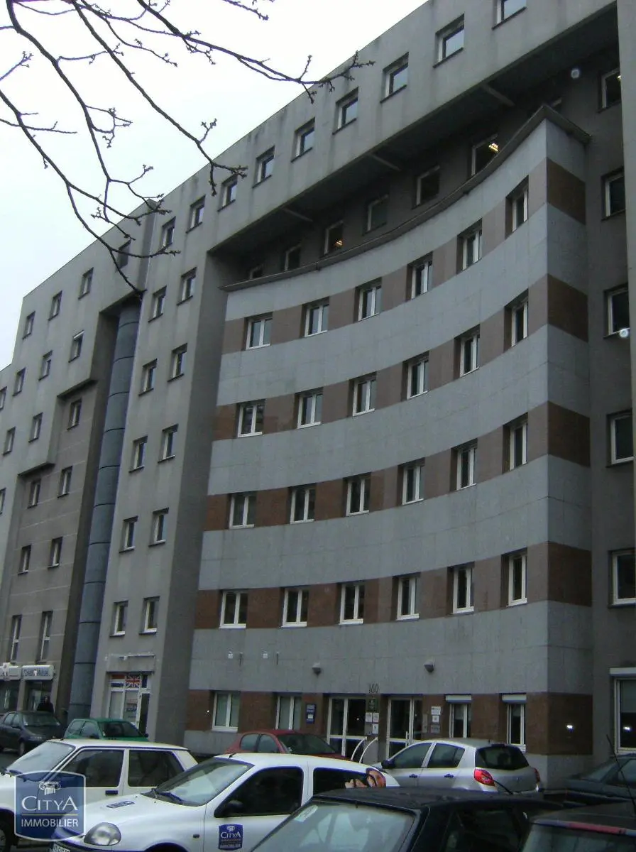 Photo 1 Appartement 1 pièce 21.89m²