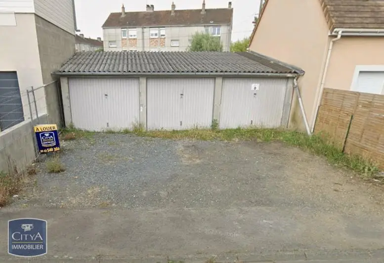 Photo 1 Parking