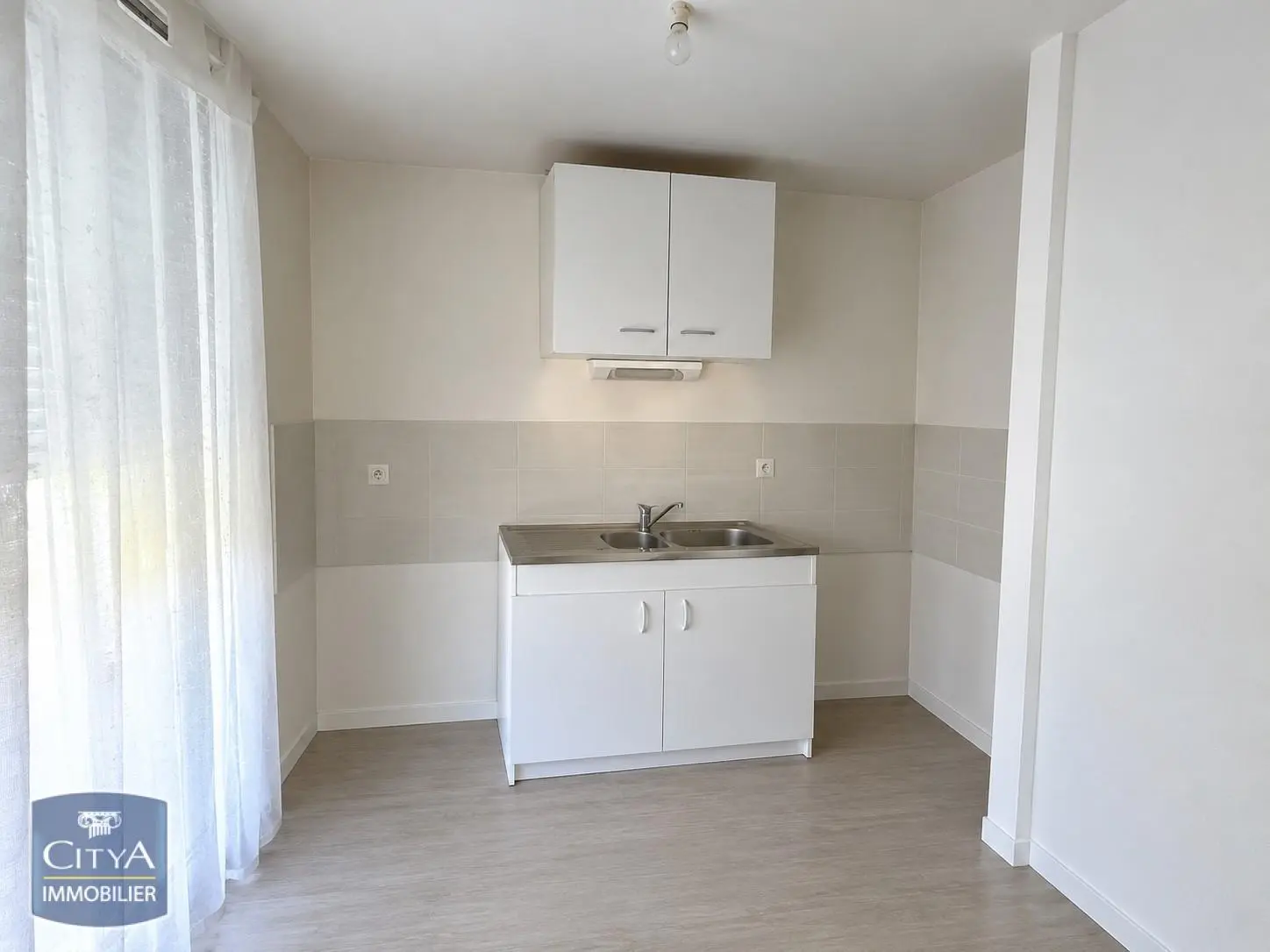 Photo 2 Appartement 1 pièce 26.3m²