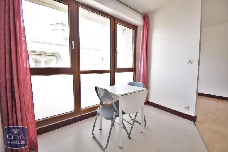 Photo 3 Appartement 1 pièce 27.16m²