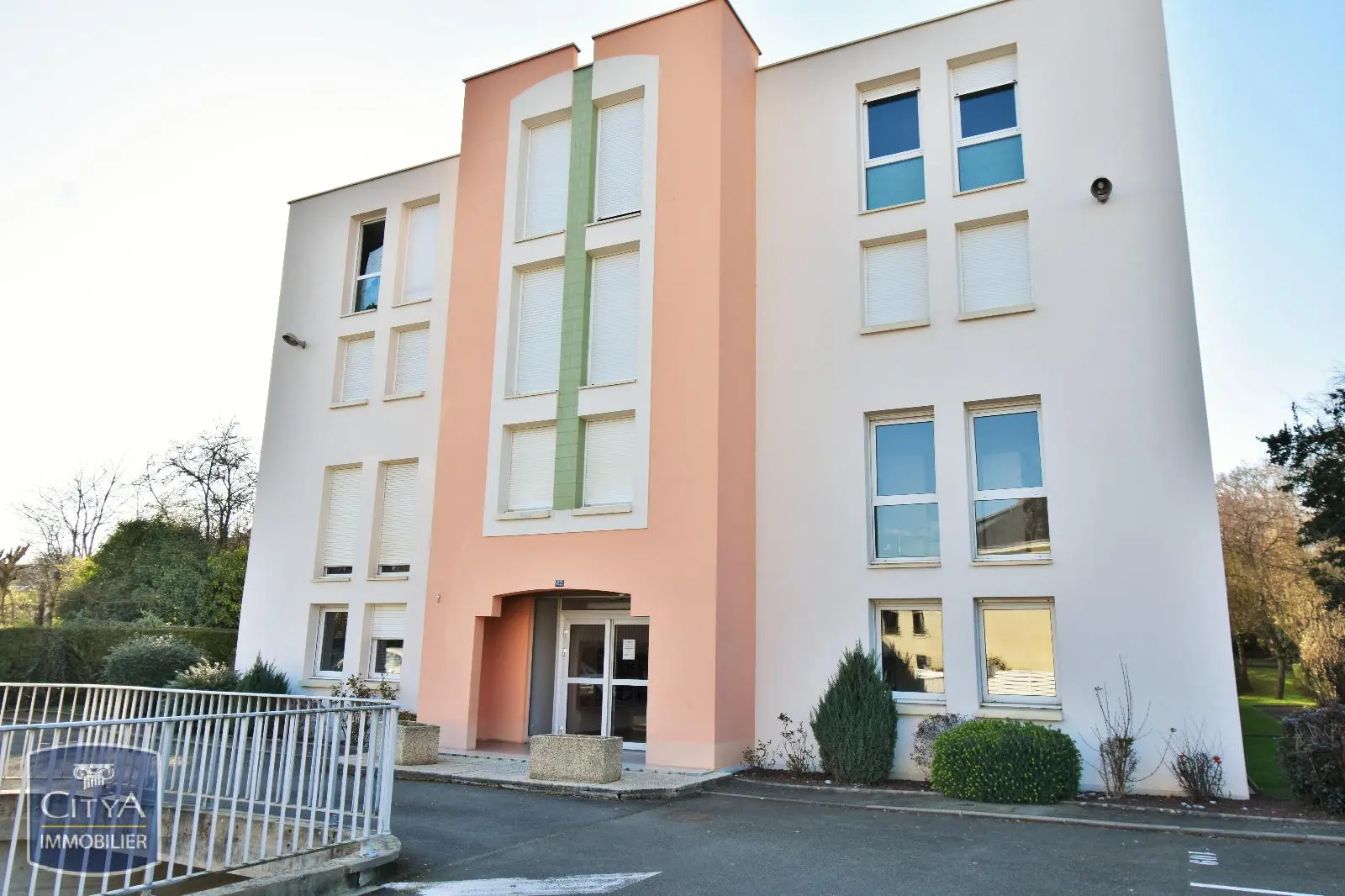 Photo 2 Appartement 1 pièce 25.23m²