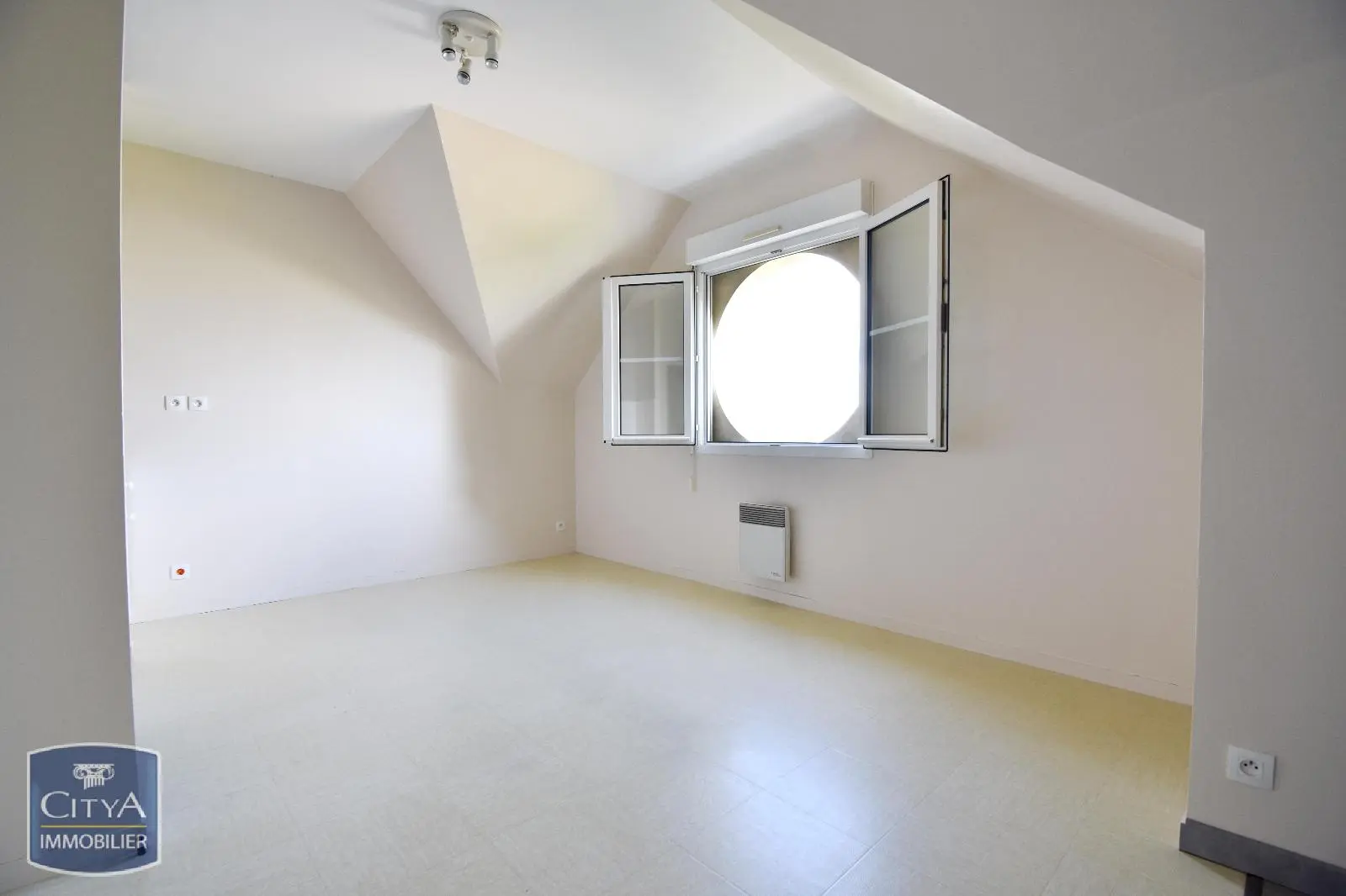 Photo 3 Appartement 1 pièce 32.33m²