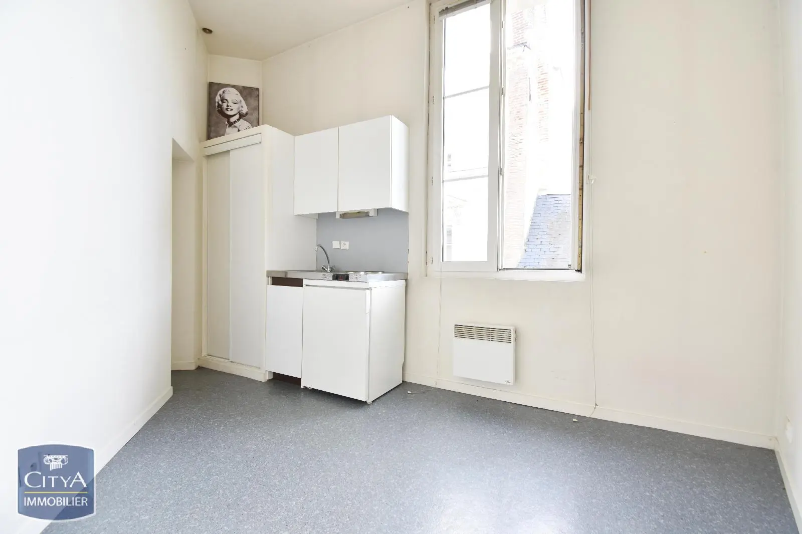 Photo 1 Appartement 1 pièce 11m²