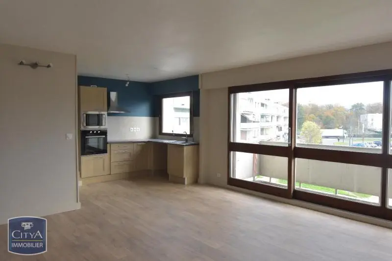 CUISINE AMENAGEE EQUIPEE T3 LUMINEUX BALCON SALLE D EAU