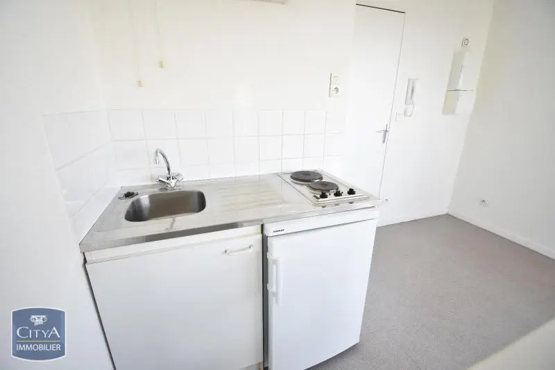 Photo 6 Appartement 1 pièce 23.66m²