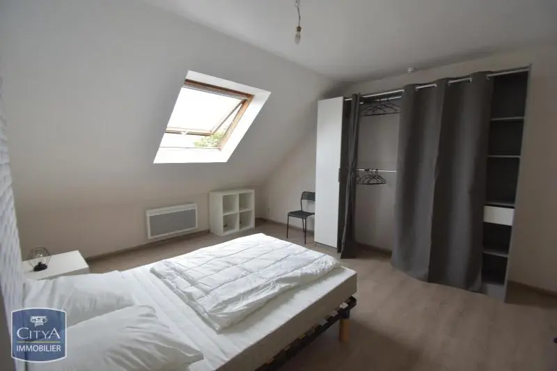 A LOUER T2 MEUBLEE DUPLEX PARKING
