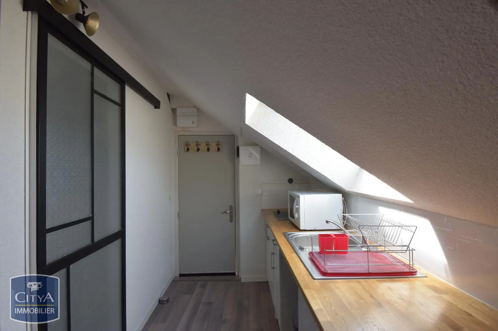 Photo 2 Appartement 1 pièce 12.65m²