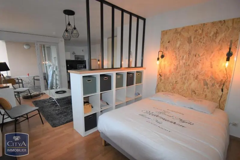 A LOUER T1 BIS MEUBLE COMMERCES