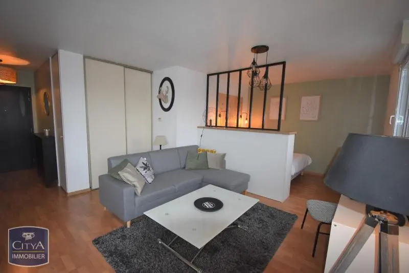 A LOUER T1 BIS MEUBLE COMMERCES