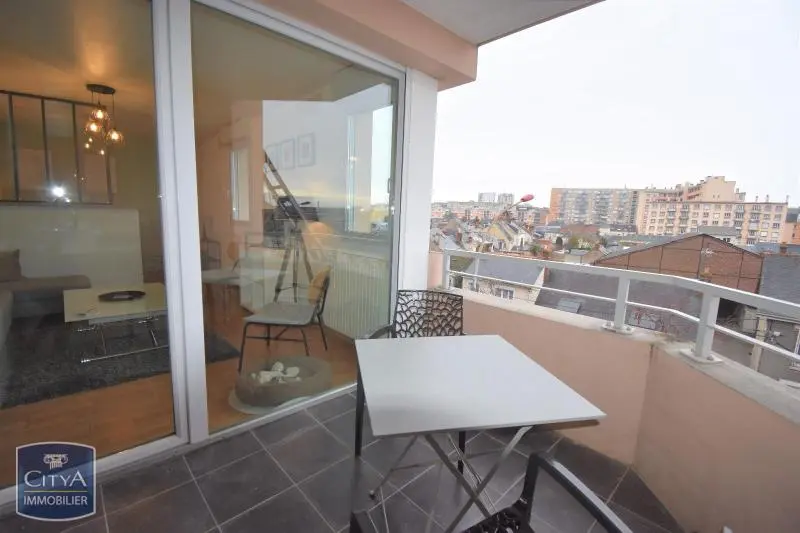 A LOUER T1 BIS MEUBLE COMMERCES